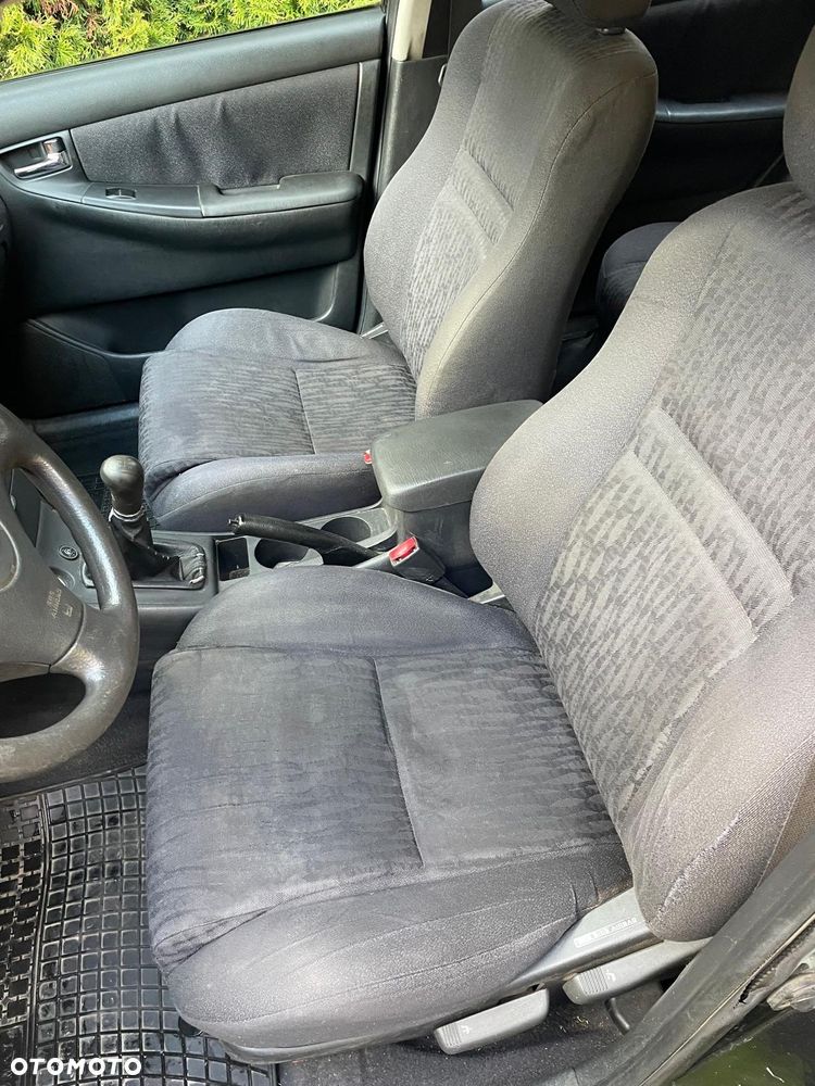 Toyota Corolla 1.4 VVT-i Base - 11