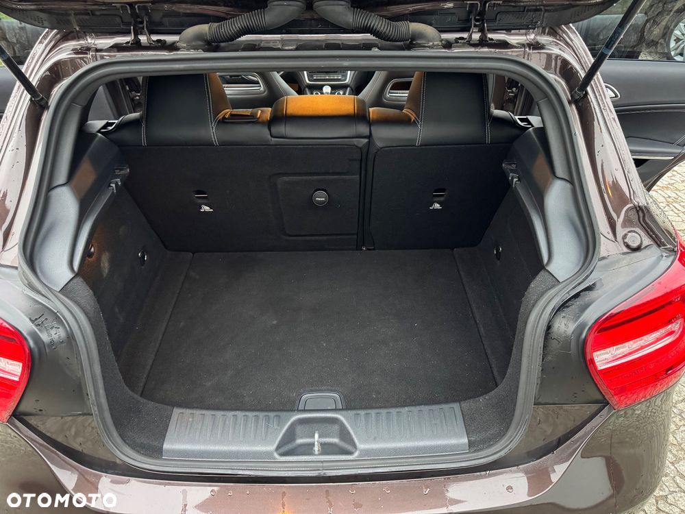 Mercedes-Benz Klasa A 180 CDI BlueEFFICIENCY Edition - 12