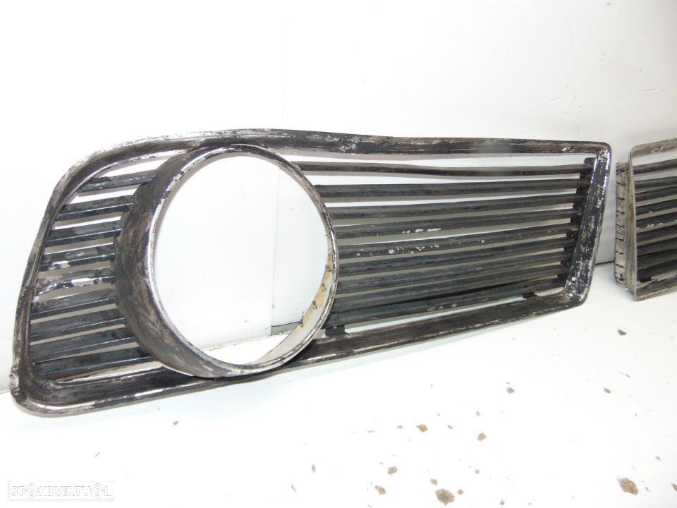 Bmw 1800 grelhas dos faróis - 1