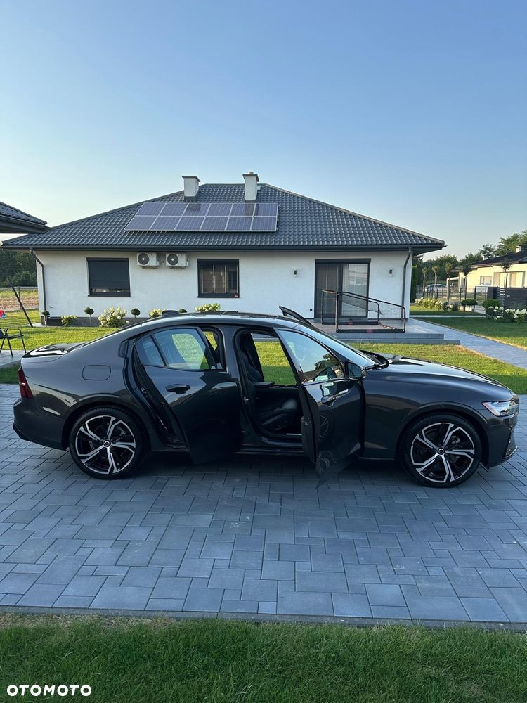 Volvo S60 B5 B Ultimate Dark - 6