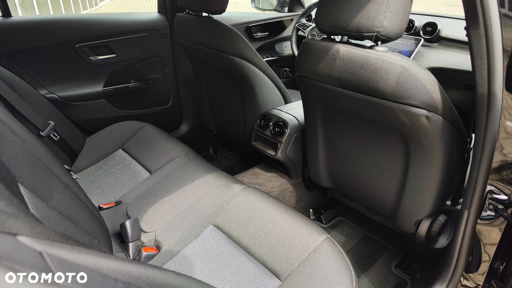 Mercedes-Benz Klasa C - 36