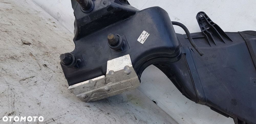 obudowa dolot powietrza Audi A4 B8 2.0 TDI - 7