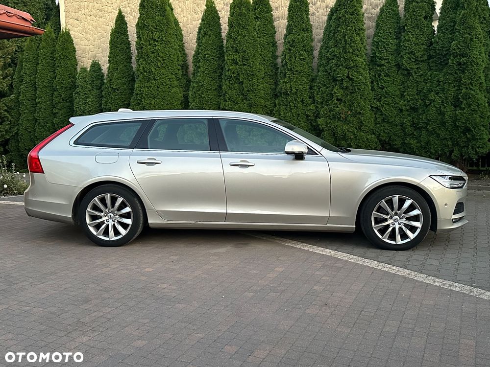 Volvo V90 D5 AWD Momentum - 5
