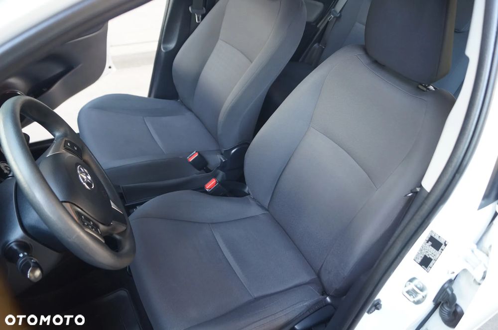 Toyota Yaris 1.0 Active - 23