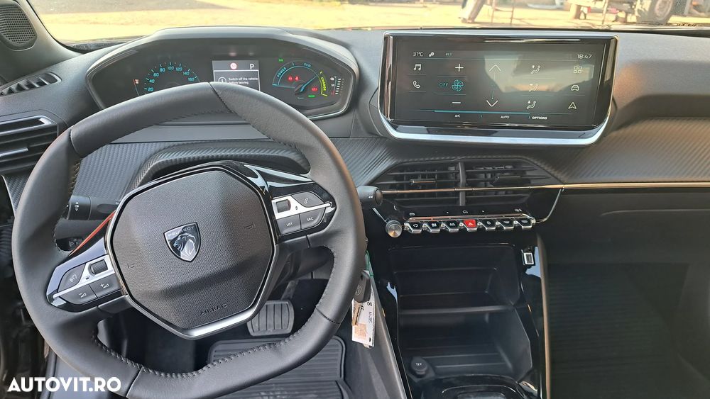 Peugeot 2008 136 Active - 10