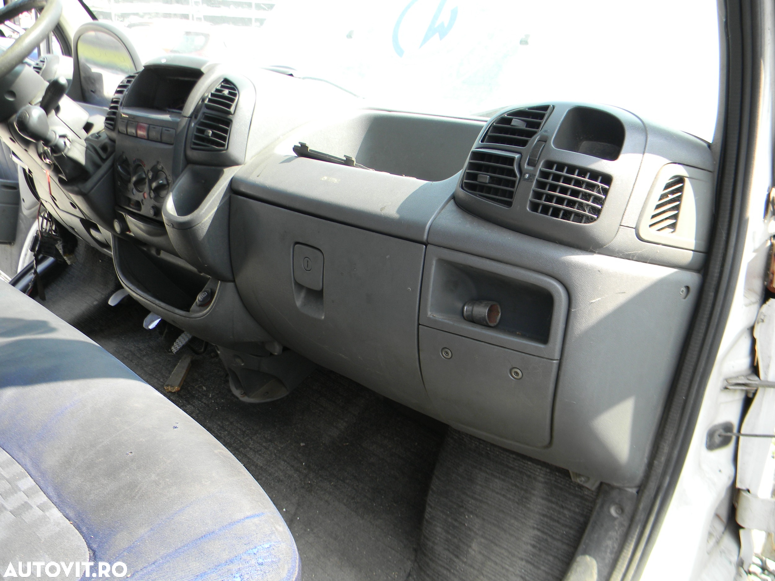 Dezmembrari  Peugeot Boxer (244)  2001  > 2006 2.8 HDi Motorina - 17