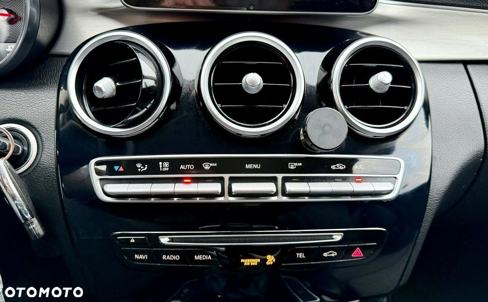 Mercedes-Benz Klasa C 180 (BlueTEC) d Avantgarde - 25
