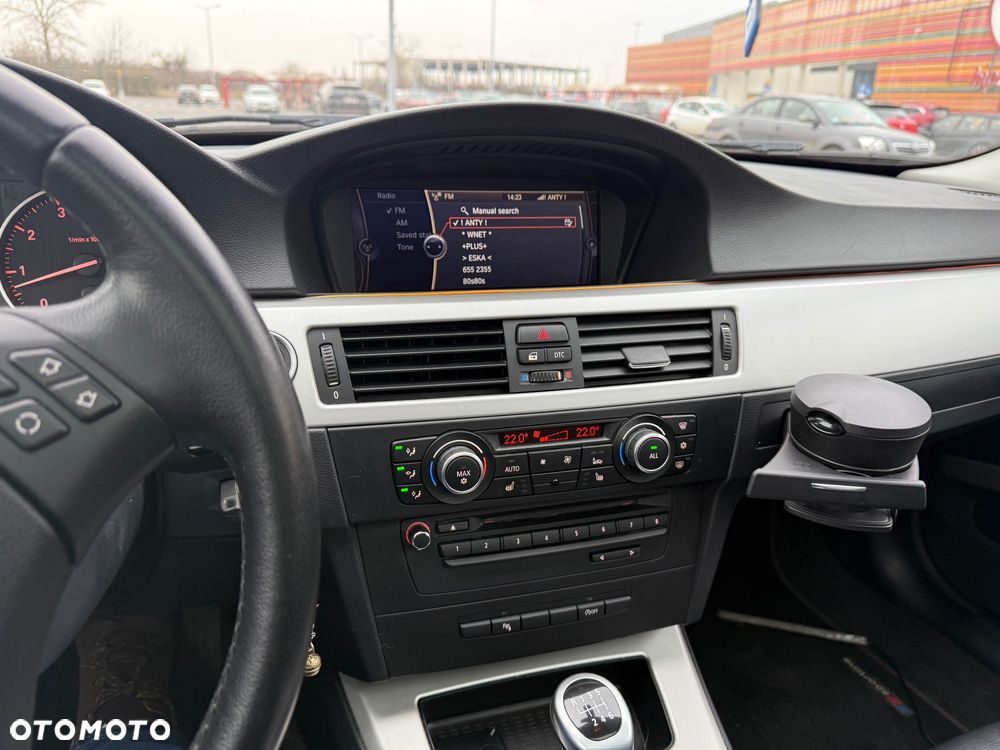 BMW Seria 3 318i - 10