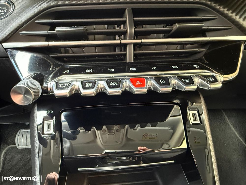 Peugeot 2008 PureTech 130 EAT8 Allure Pack - 31