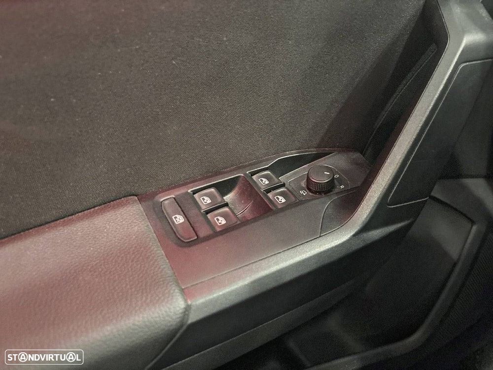 SEAT Ibiza 1.0 TSI FR - 23