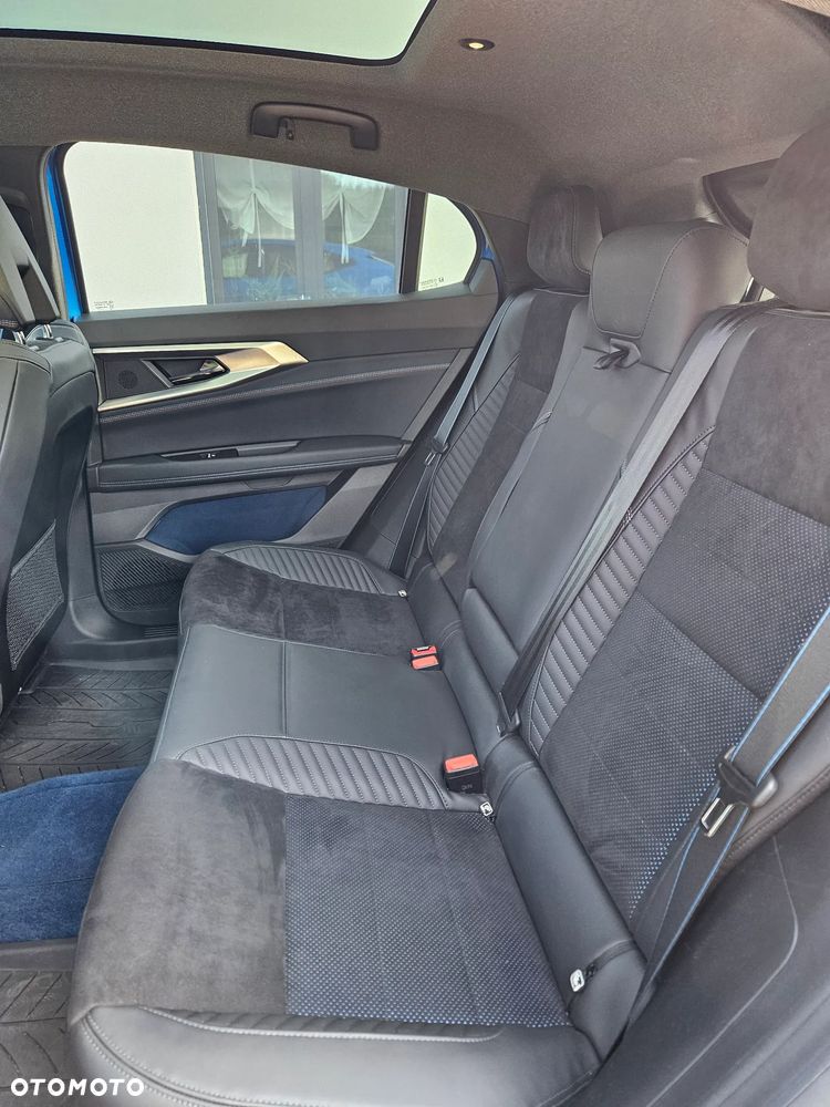 Renault Rafale 1.2 E-Tech PHEV 4x4 300 atelier Alpine MMT - 11