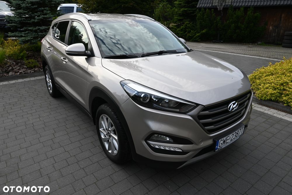 Hyundai Tucson 1.7 CRDI BlueDrive Comfort 2WD - 10