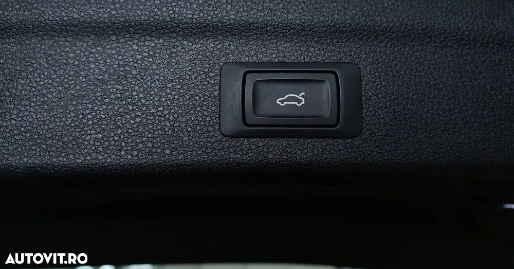 Audi Q3 45 TFSIe S tronic - 14