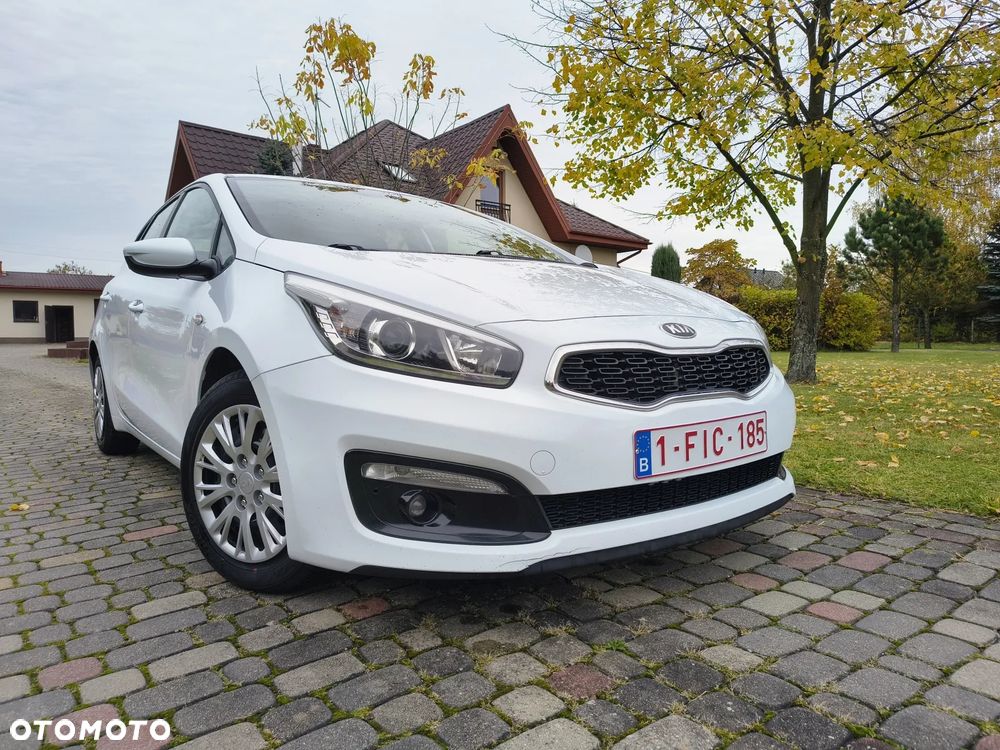 Kia Ceed 1.4 CRDi 90 Vision - 22