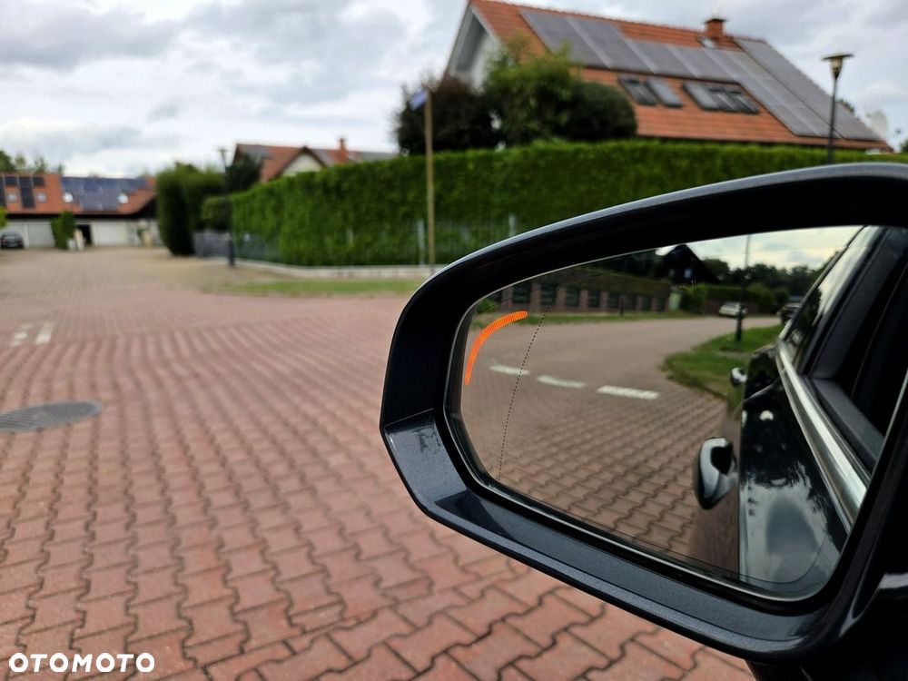 Volvo V90 D4 SCR Momentum - 16
