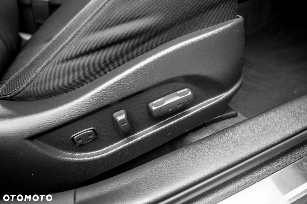 Hyundai i40 2.0 Premium - 19