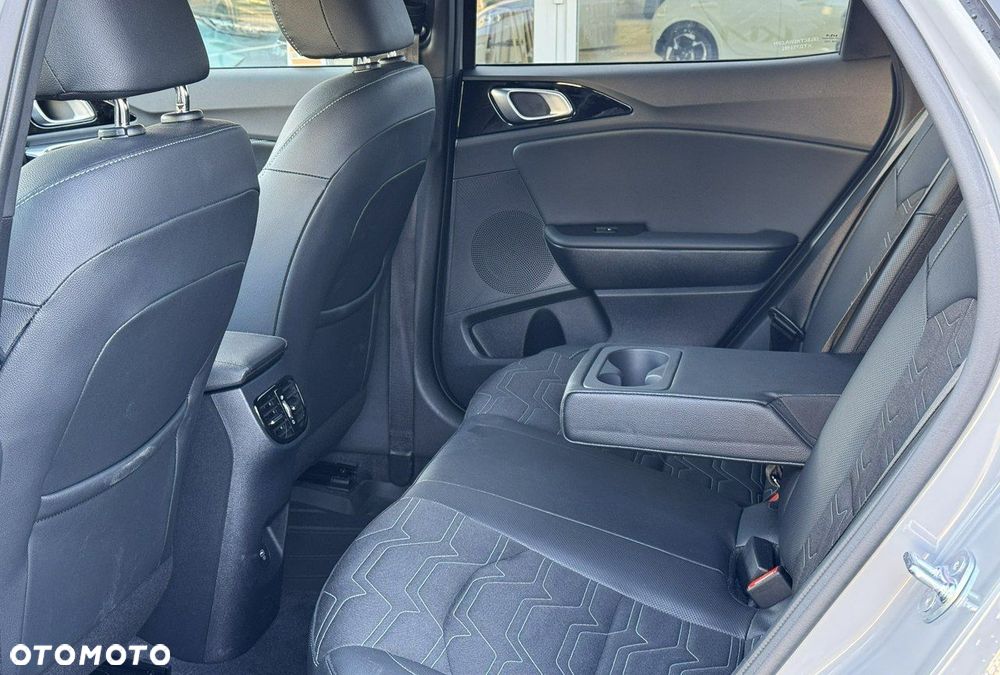 Kia XCeed 1.6 T-GDI Tribute DCT - 12