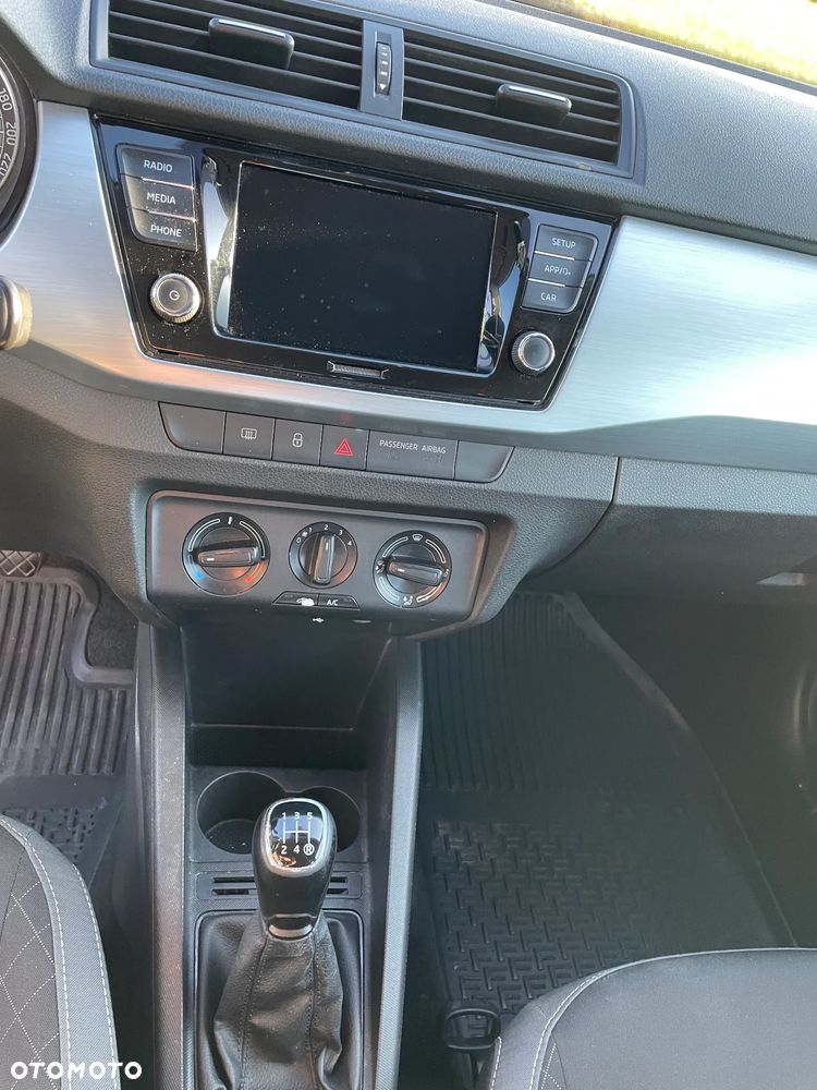 Skoda Fabia 1.0 Ambition - 11