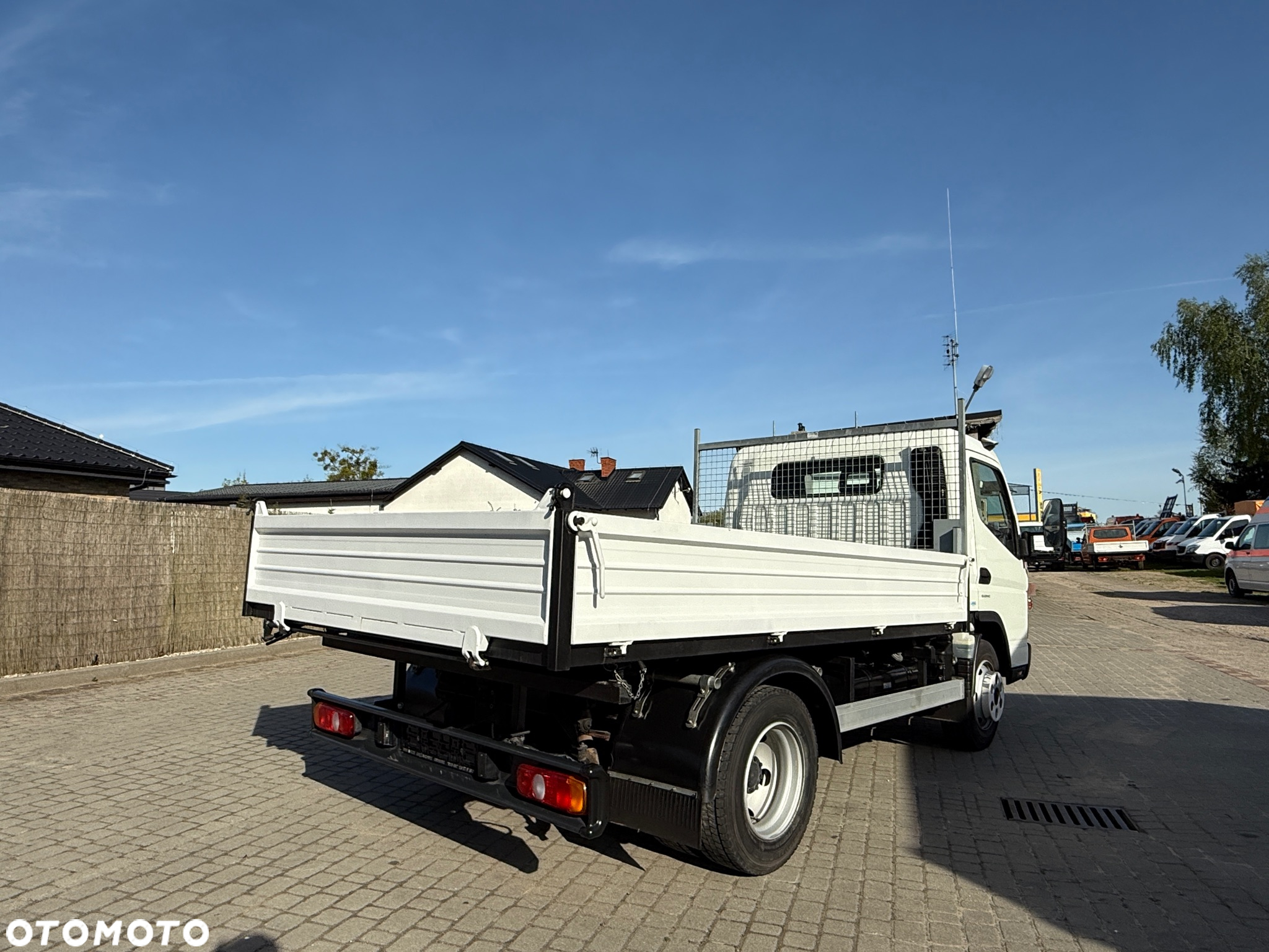 Mitsubishi Fuso Cantar Wywrotka 3 stronna 7C15 - 19