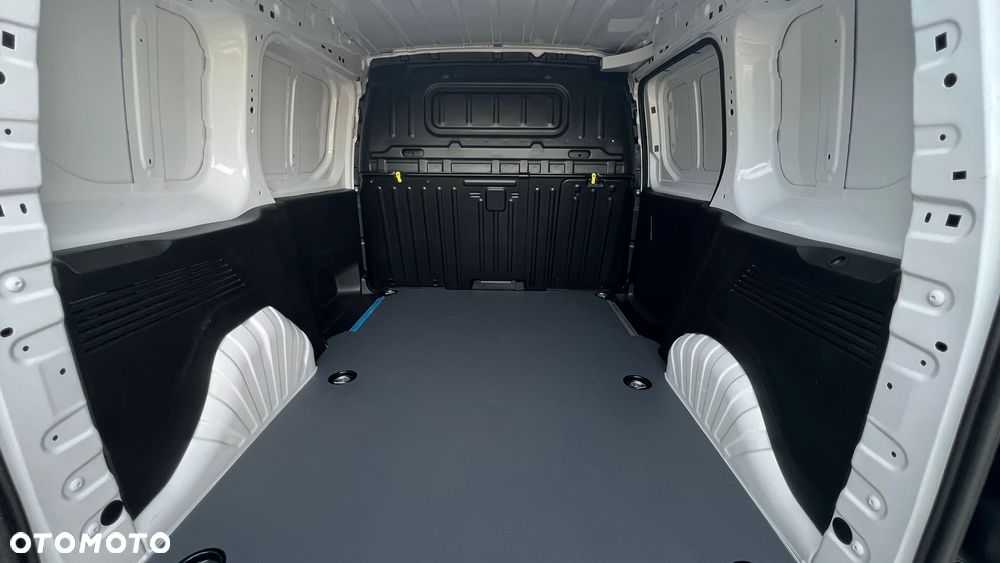 Toyota Proace City - 4