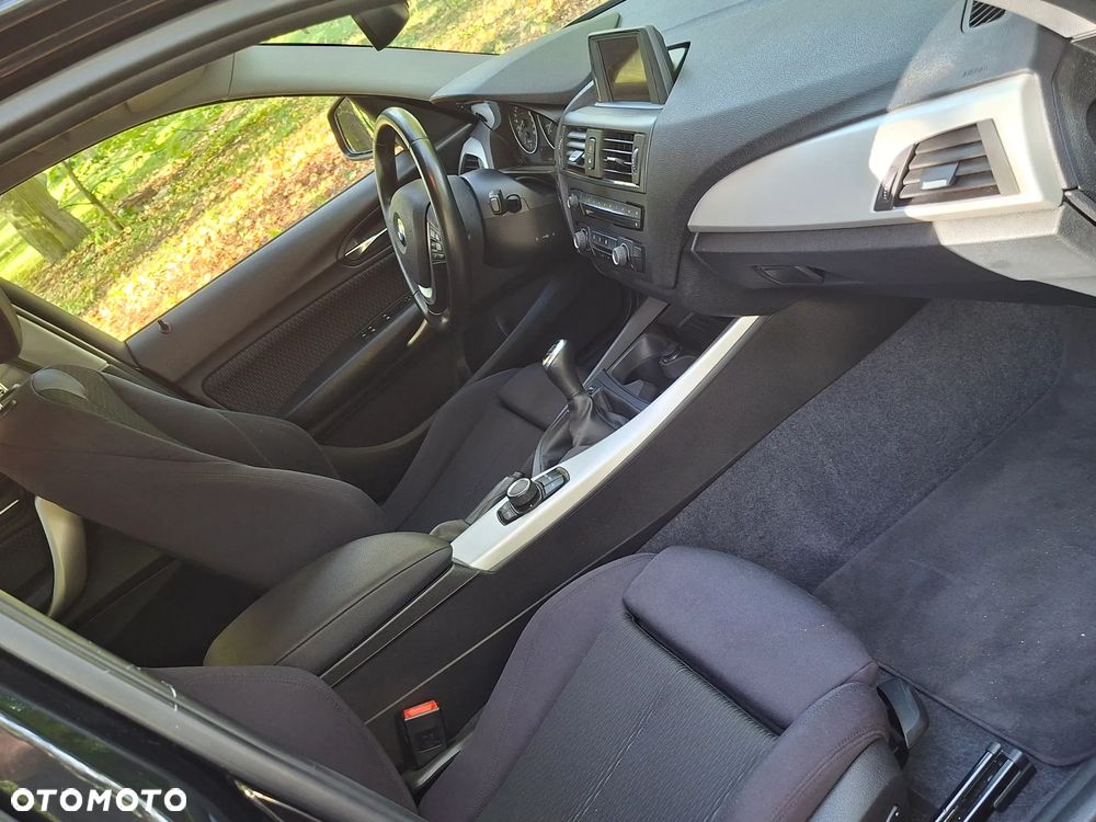 BMW Seria 1 120d xDrive BluePerformance Sport Line - 10