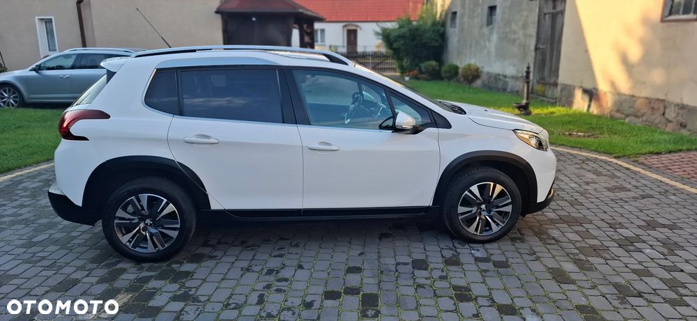 Peugeot 2008 1.6 BlueHDi Allure - 6