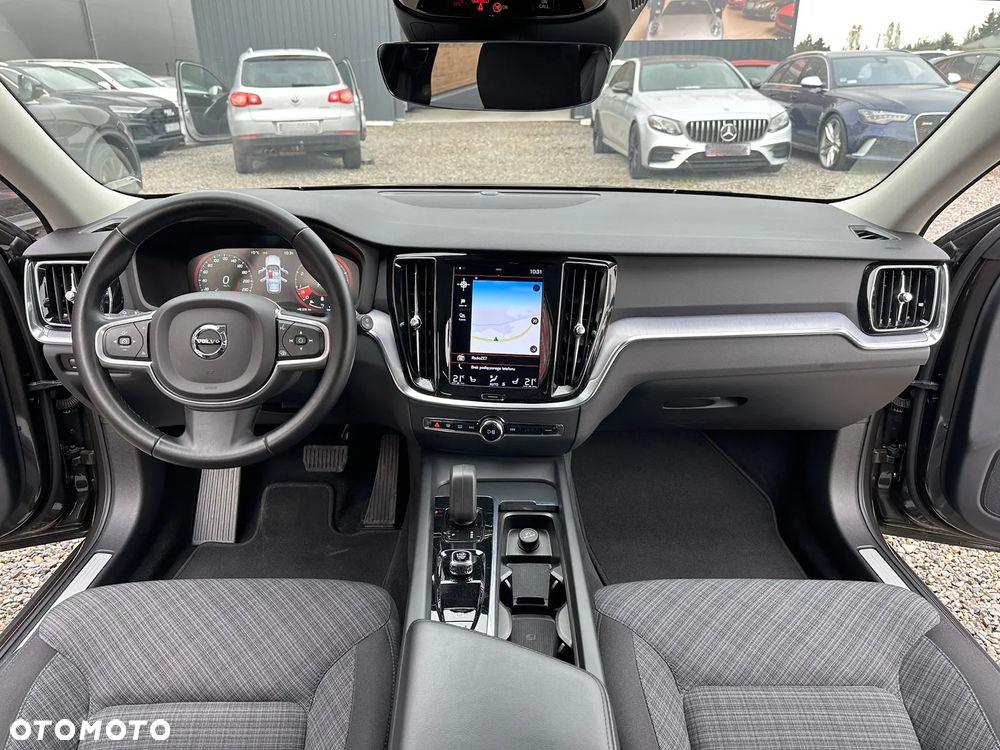 Volvo V60 B3 B Momentum Pro - 6