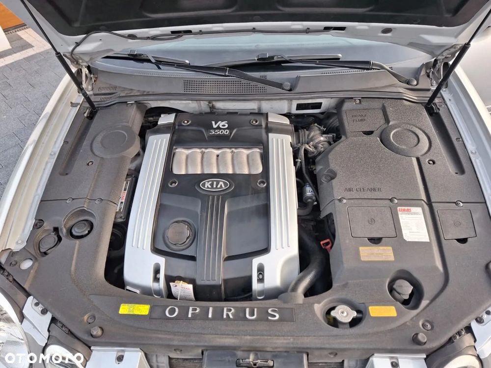 Kia Opirus 3.5 V6 Sporty Elegance - 11