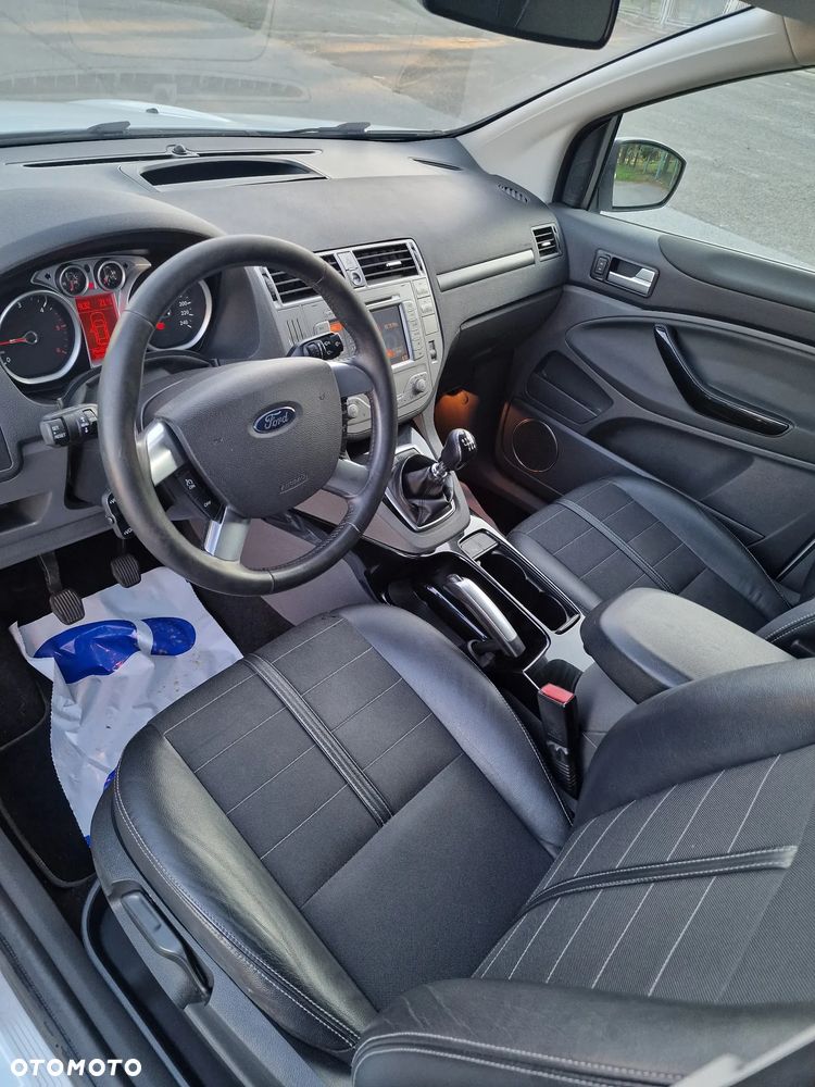 Ford Kuga 2.0 TDCi Titanium - 13