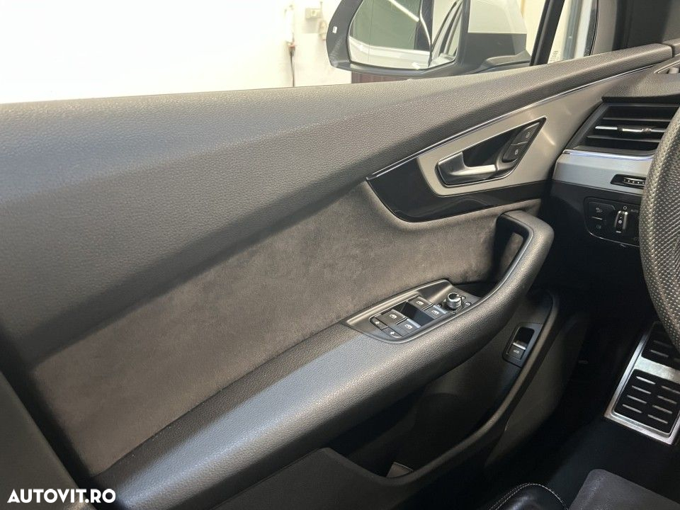Audi Q7 - 12