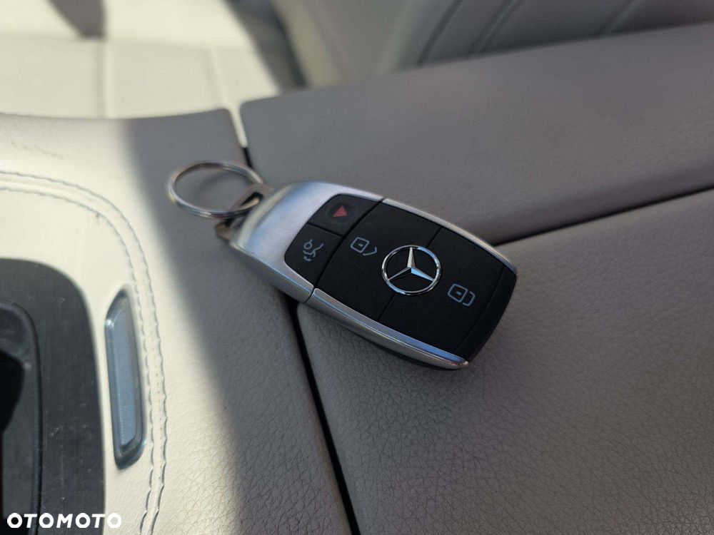 Mercedes-Benz GLE - 12