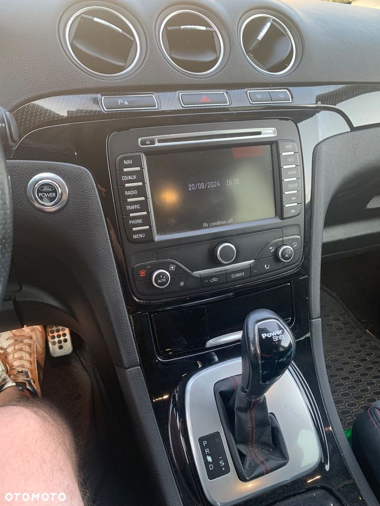 Ford S-Max - 14