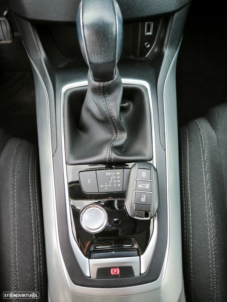 Peugeot 308 SW 1.6 BlueHDi Allure J18 EAT6 - 11