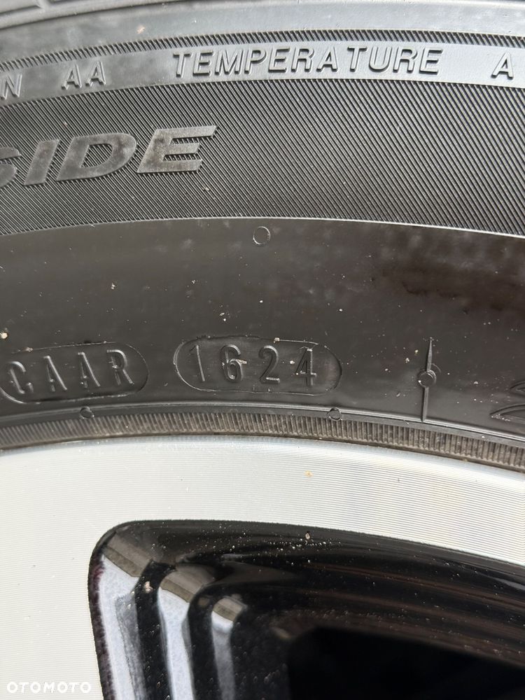 Nissan Qashqai 1.6 DCi Xtronic N-Connecta - 19