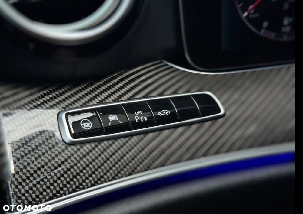 Mercedes-Benz Klasa E 43 AMG 4-Matic - 17