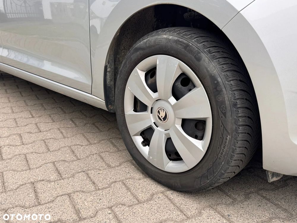 Skoda RAPID 1.0 TSI Active - 3