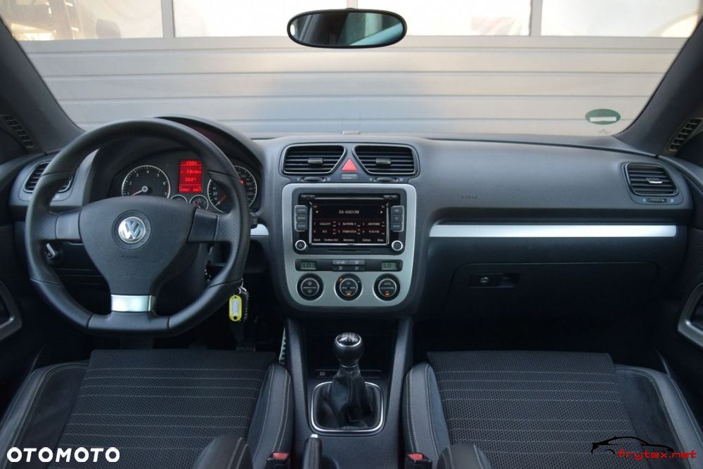 Volkswagen Scirocco - 31