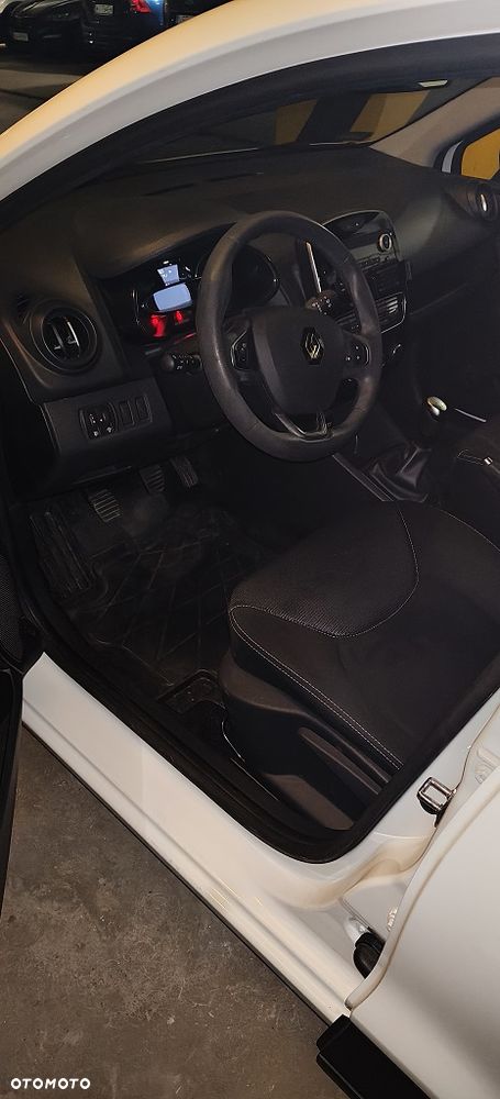 Renault Clio 0.9 TCe Life - 10