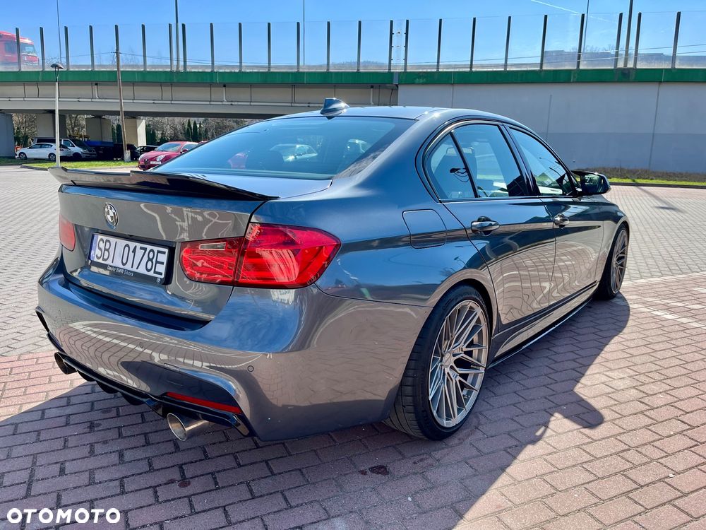 BMW Seria 3 335i xDrive Sport-Aut - 4