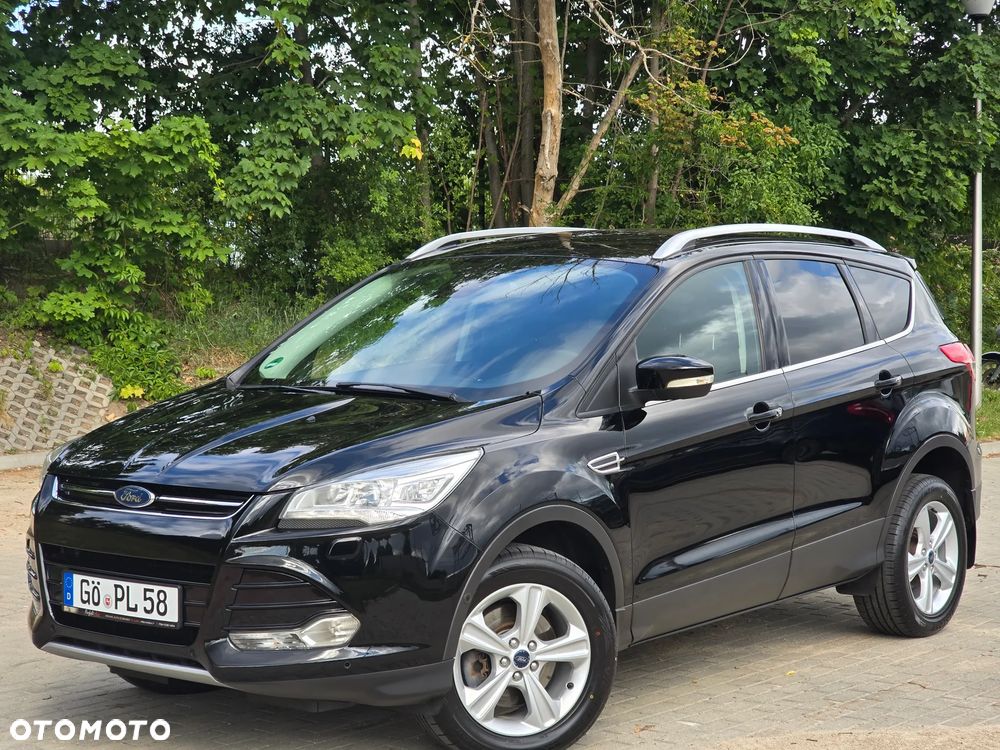 Ford Kuga 2.0 TDCi 4x4 Titanium - 4