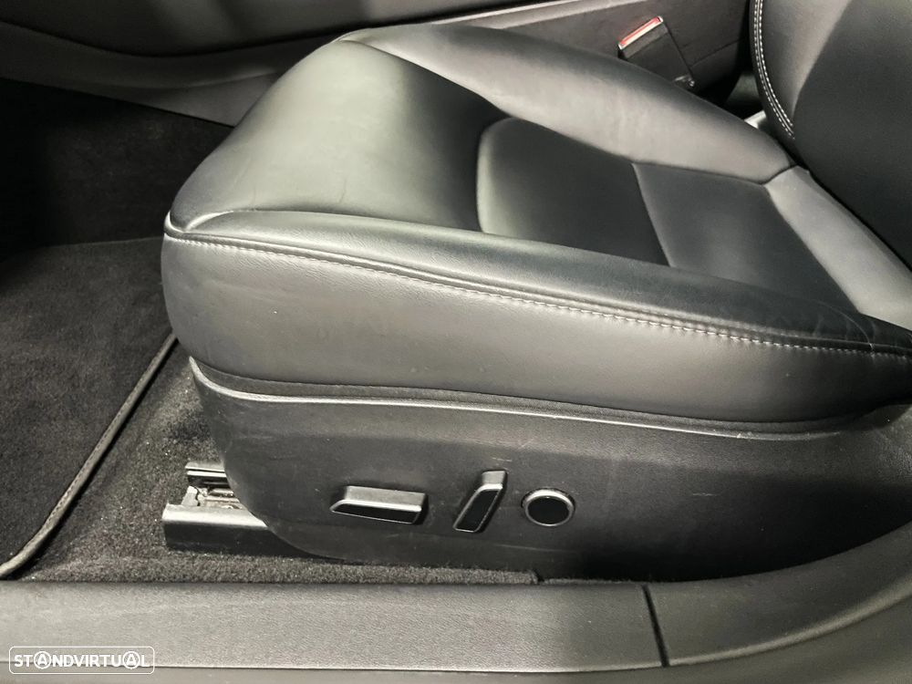 Tesla Model 3 Long Range Tração Traseira - 23