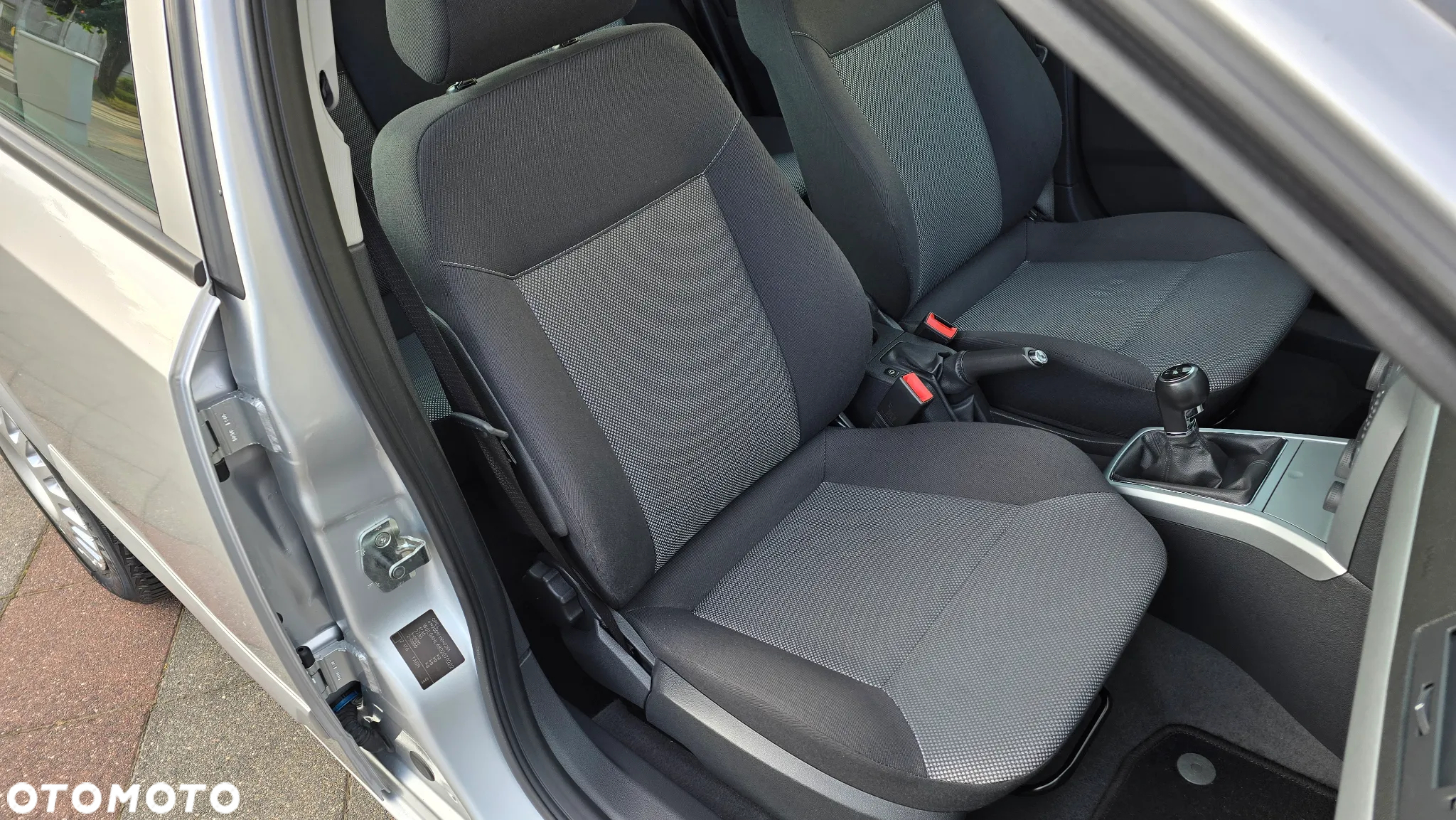 Opel Astra - 25