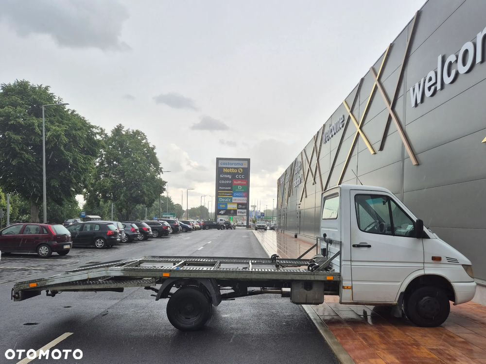 Mercedes-Benz Sprinter - 8