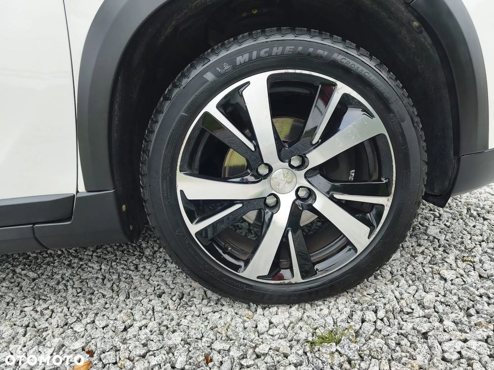Peugeot 2008 - 13