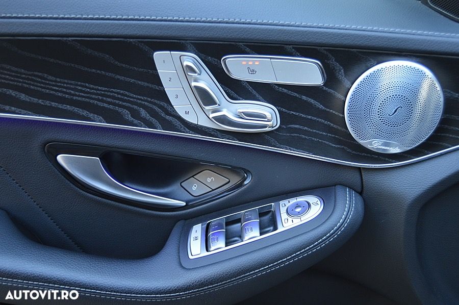 Mercedes-Benz C 300 e 4MATIC 9G-TRONIC AMG Line - 17
