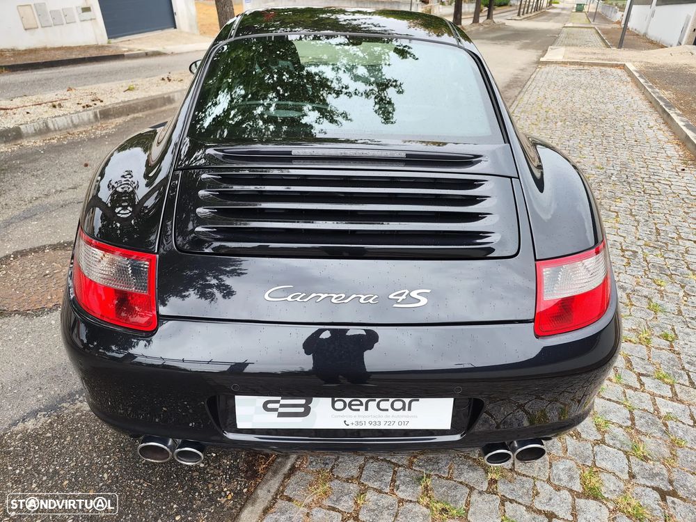 Porsche 911 (997) Carrera 4 S - 23