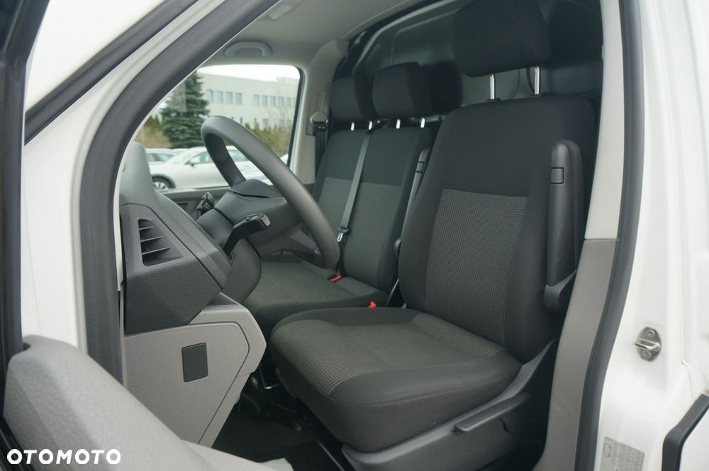 Volkswagen Transporter - 14