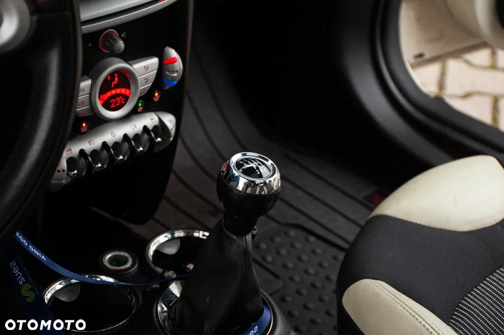 MINI Cooper S 50 Camden - 30