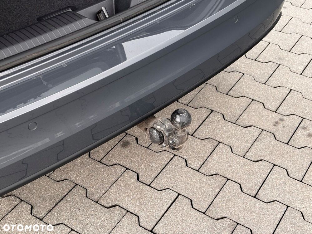 Volkswagen Golf Variant 2.0 TDI Life - 38