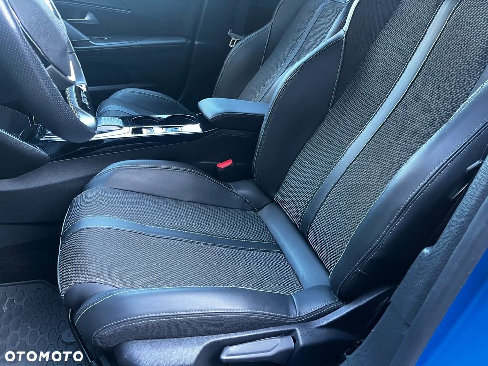 Peugeot 2008 1.2 PureTech GT S&S EAT8 - 12